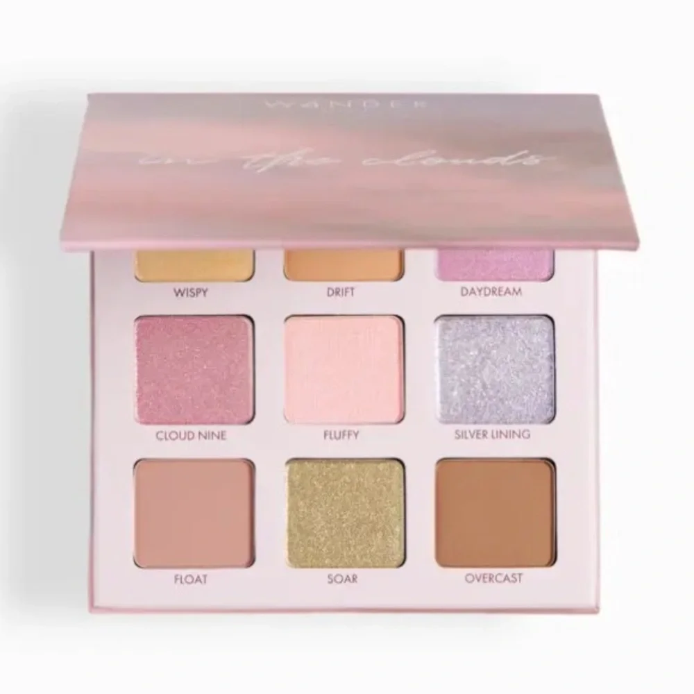Wander Beauty In The Clouds Eyeshadow Palette 9 Shade Matte Shimmer Glitter